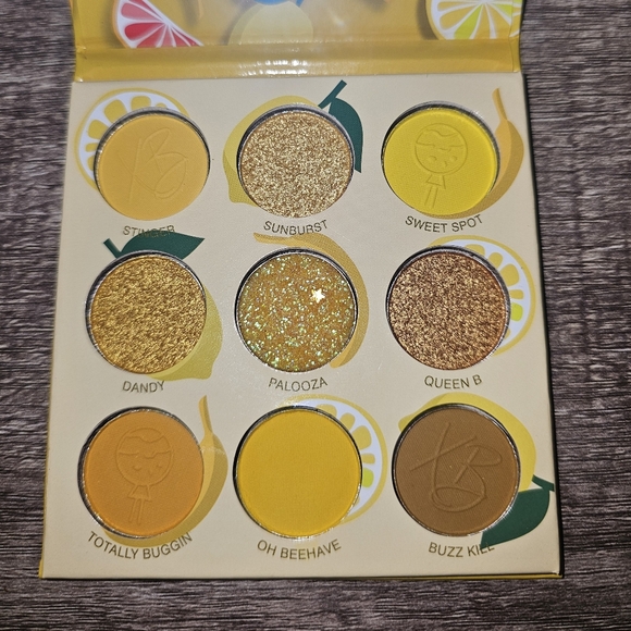Citrus Crush Beauty Palette🍋 - Picture 4 of 6